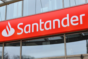 Drożeje kredyt hipoteczny w Santanderze